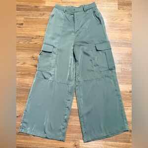 Mustard seed Olive Green Wide leg high rise Satin Cargo pants chic trending Lrg